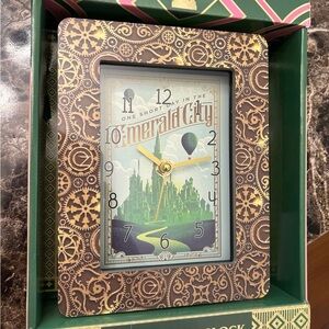 NIB wicked table/desk clock!